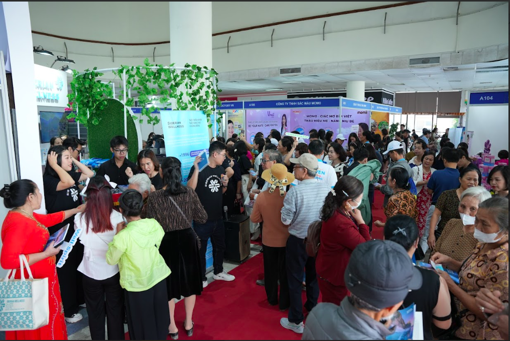 Khai mạc triển lãm Wellness Expo 2024 sống xanh và khỏe mạnh bảo vệ môi trường phát triển bền vững