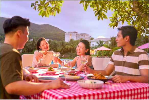 A Wonderland of Joy - Tưng bừng mùa lễ hội tại Đảo Hòn Tre