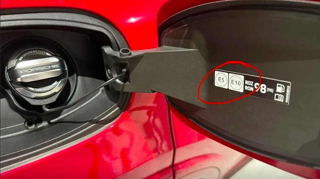 Từ tháng 6/2026, sử dụng xăng sinh học E5 và E10 cho xe ô tô, xe máy cũ cần lưu ý gì