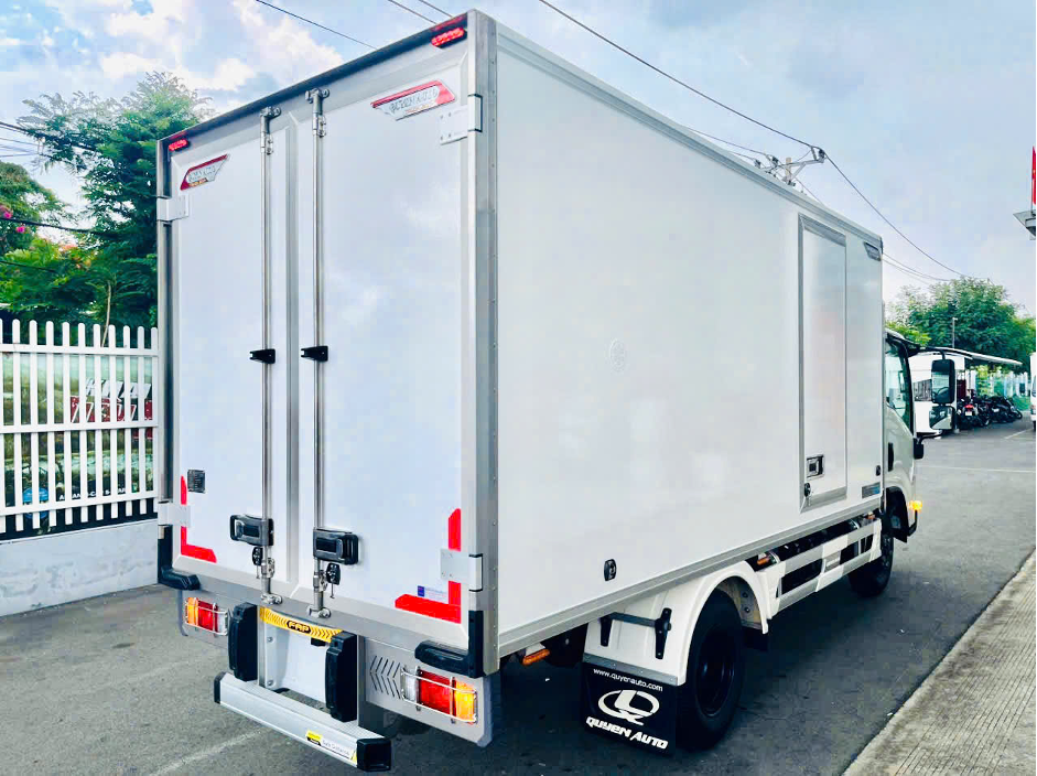 Đầu tư xe đông lạnh Isuzu QKR: Giải pháp giúp doanh nghiệp giữ vững chuỗi cung ứng lạnh trong giai đoạn tăng trưởng